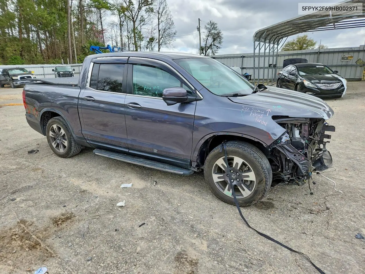 5FPYK2F69HB002371 2017 Honda Ridgeline Rtl