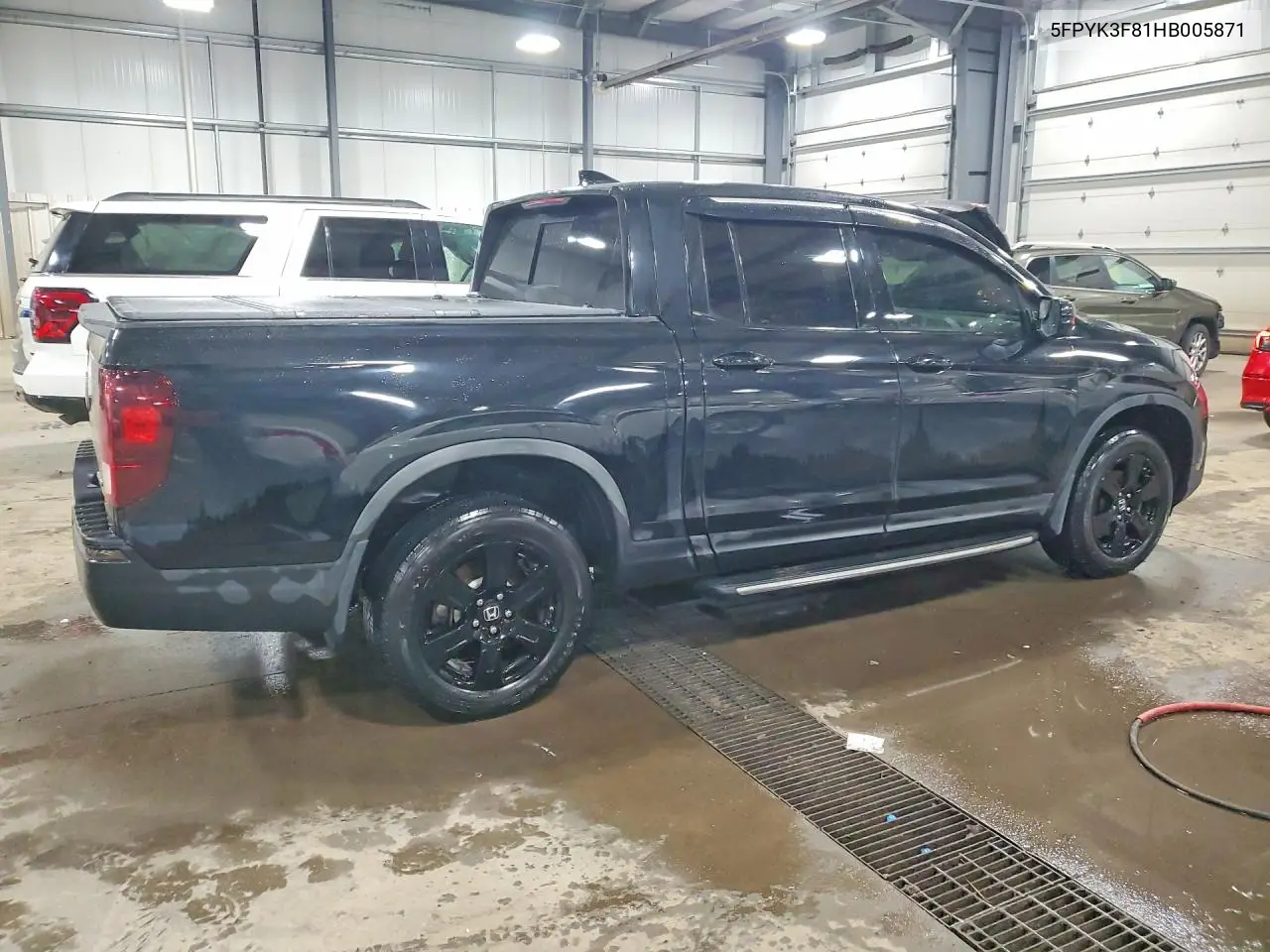 5FPYK3F81HB005871 2017 Honda Ridgeline Black Edition