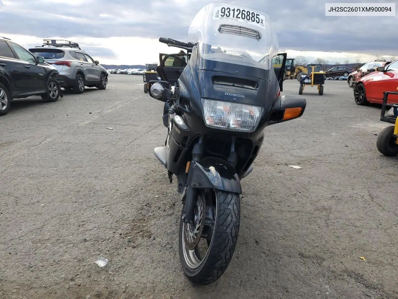 JH2SC2601XM900094 1999 Honda St1100
