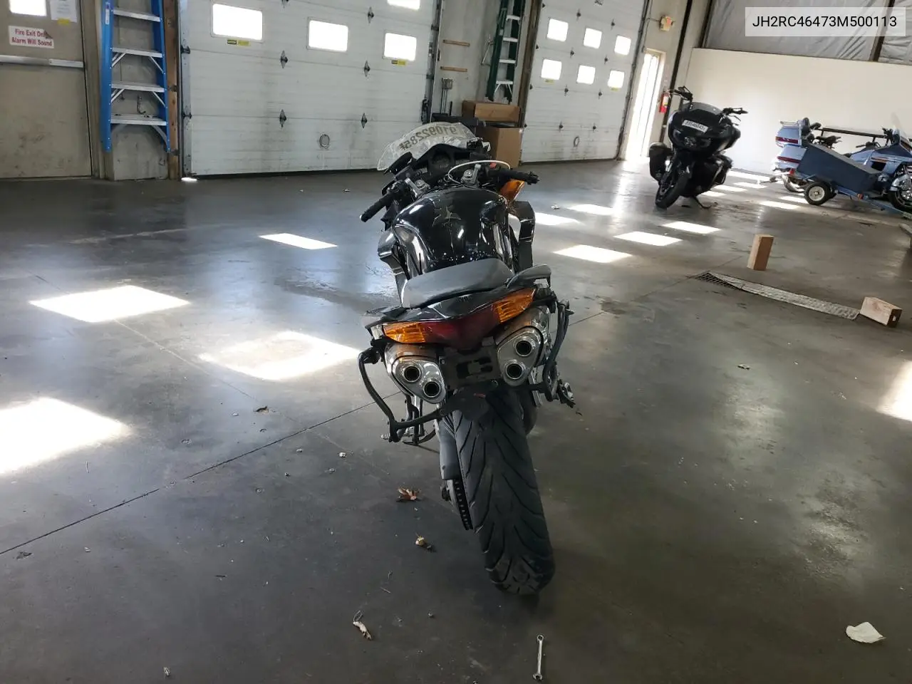 JH2RC46473M500113 2003 Honda Vfr800 A