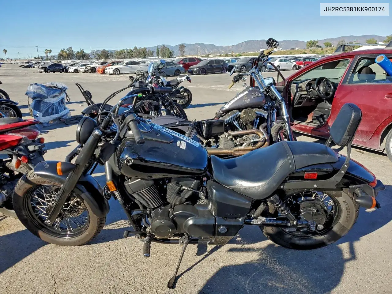JH2RC5381KK900174 2019 Honda Vt750 C2B
