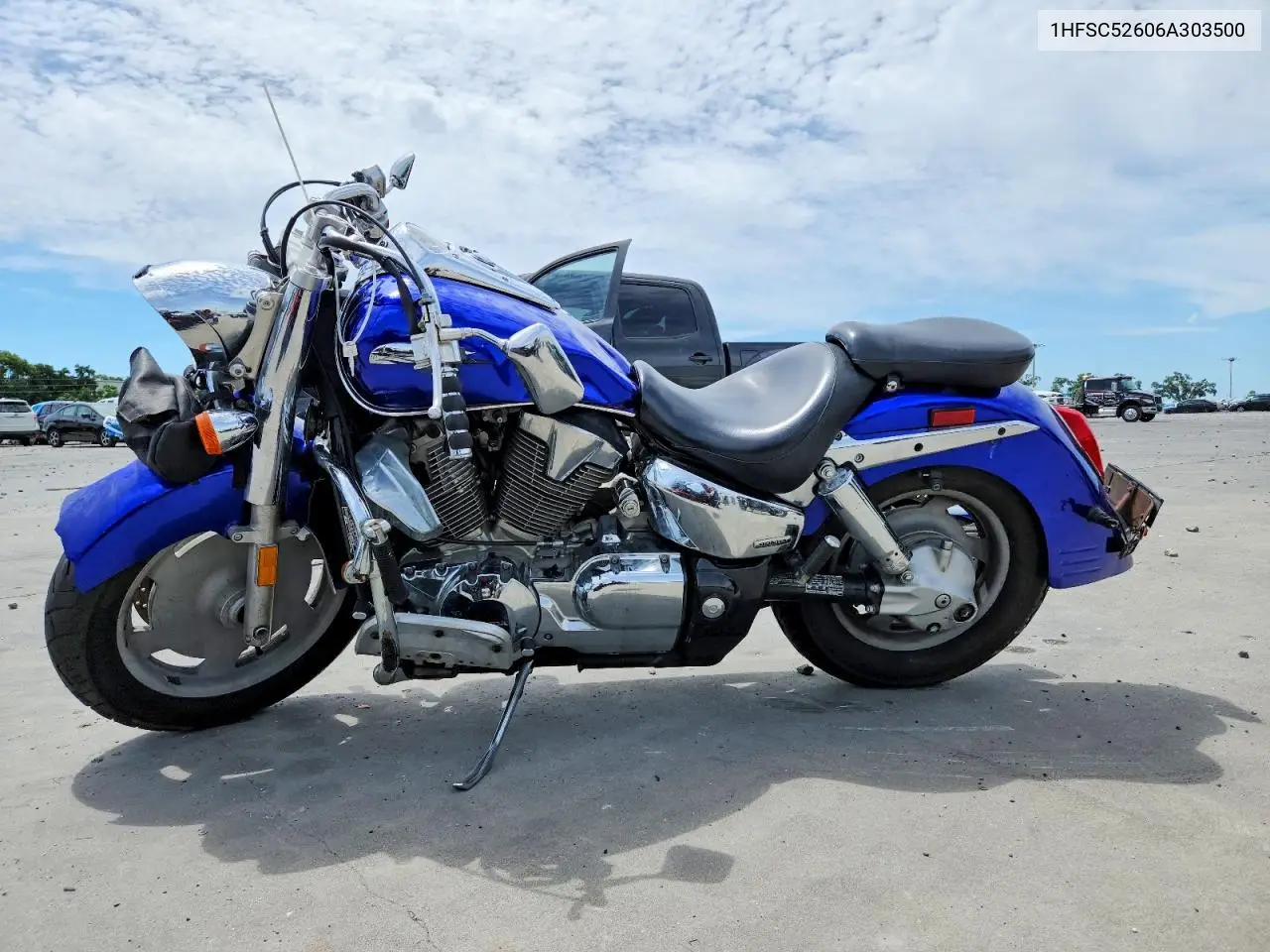 2006 Honda Vtx1300 R VIN: 1HFSC52606A303500 Lot: 56596956