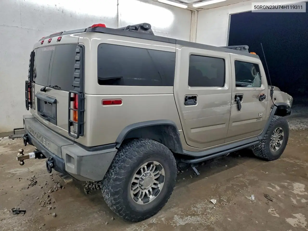 5GRGN23U74H119311 2004 Hummer H2