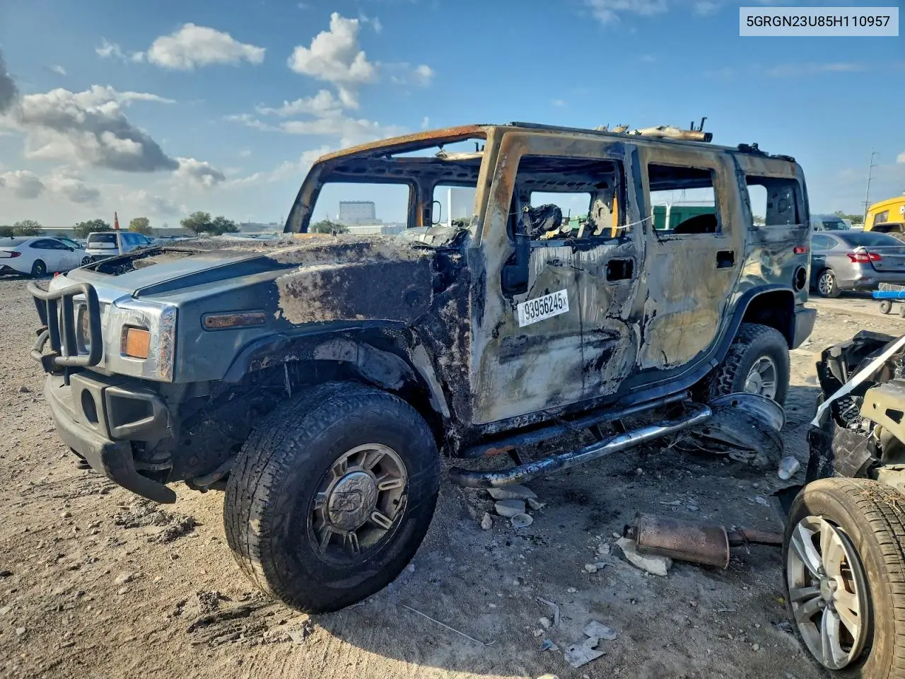 5GRGN23U85H110957 2005 Hummer H2