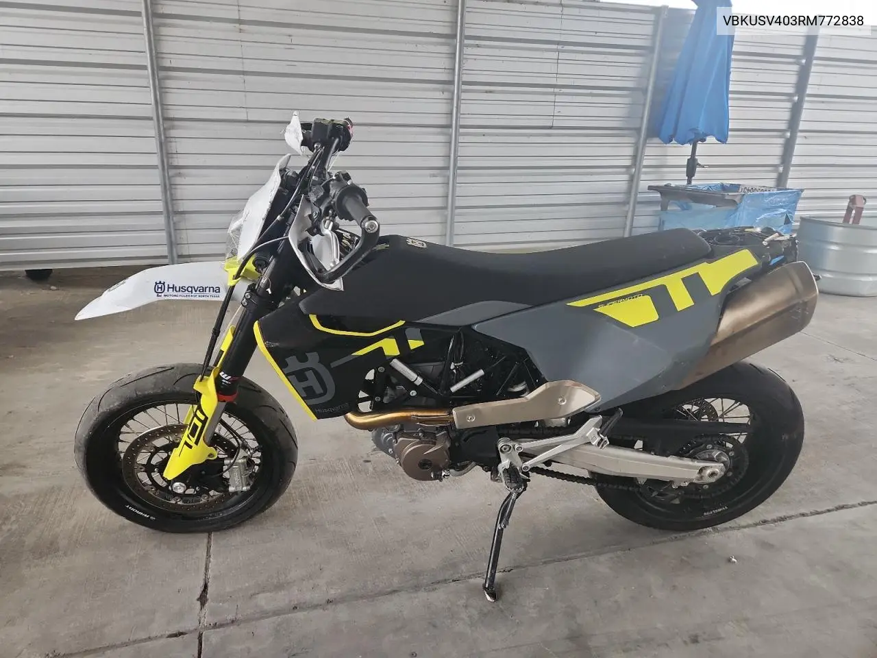 VBKUSV403RM772838 2024 Husqvarna Supermoto 701