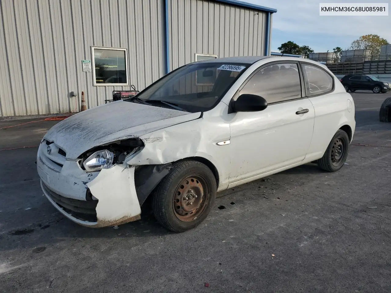 KMHCM36C68U085981 2008 Hyundai Accent Gs