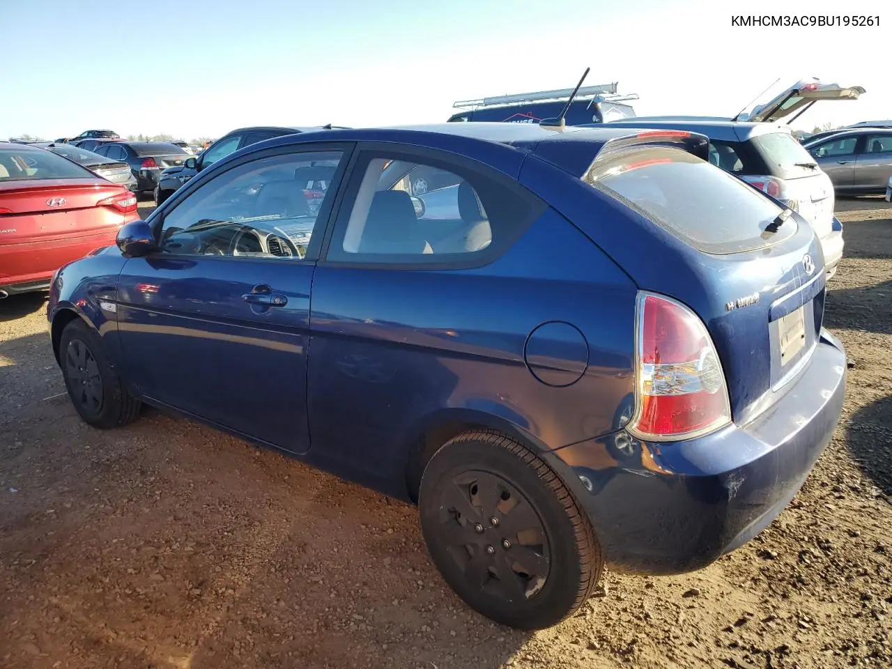 KMHCM3AC9BU195261 2011 Hyundai Accent Gl
