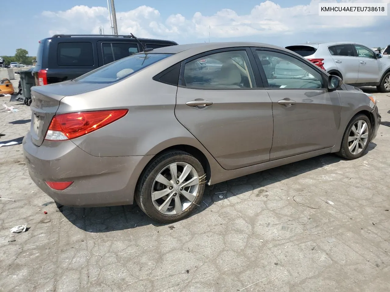 KMHCU4AE7EU738618 2014 Hyundai Accent Gls