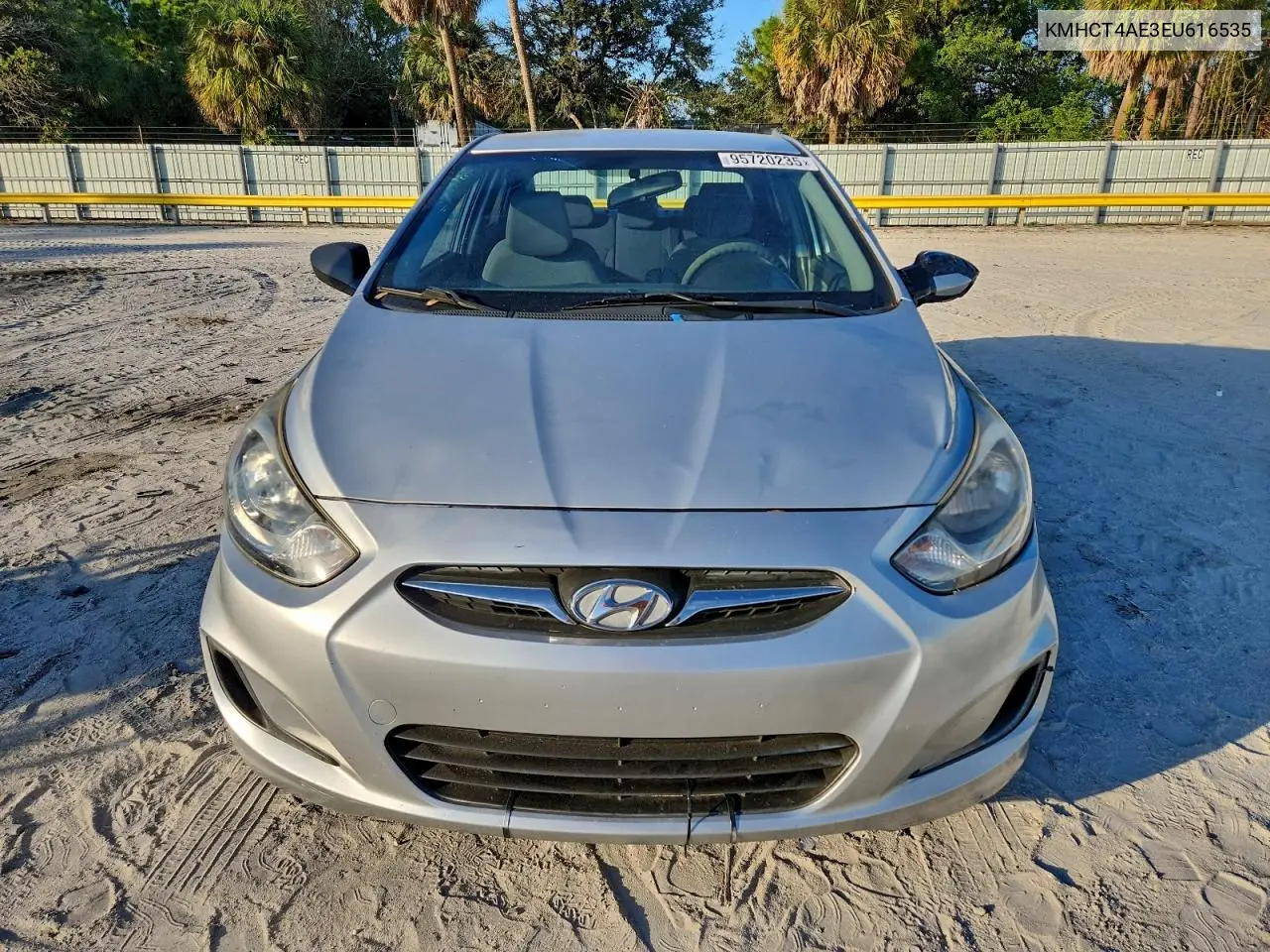 KMHCT4AE3EU616535 2014 Hyundai Accent Gls