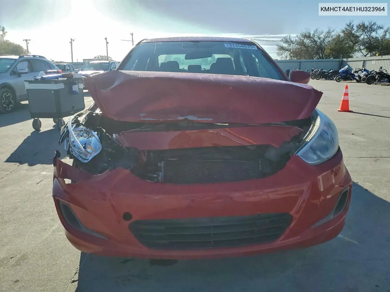 KMHCT4AE1HU323964 2017 Hyundai Accent Se