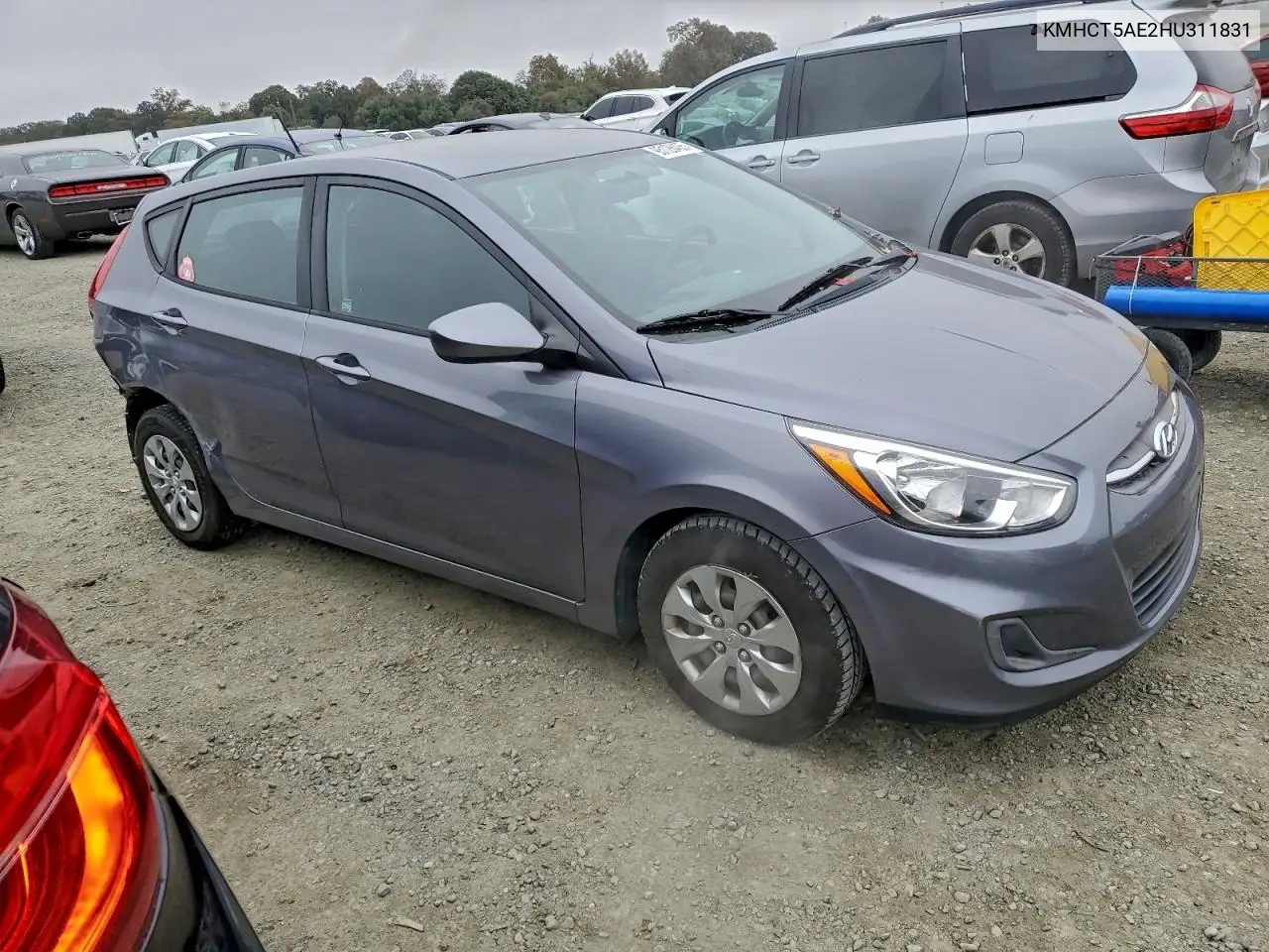 KMHCT5AE2HU311831 2017 Hyundai Accent Se