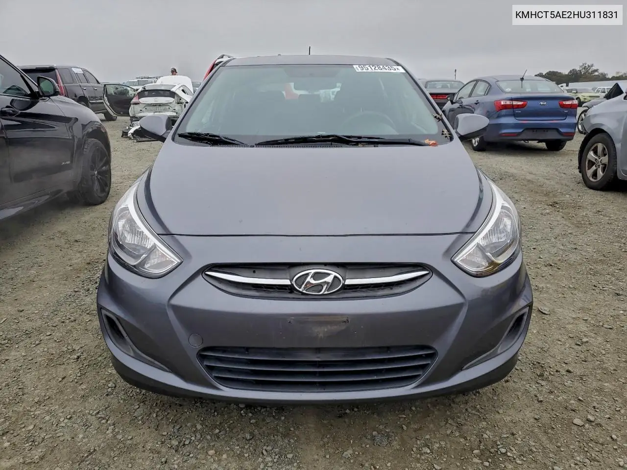 KMHCT5AE2HU311831 2017 Hyundai Accent Se