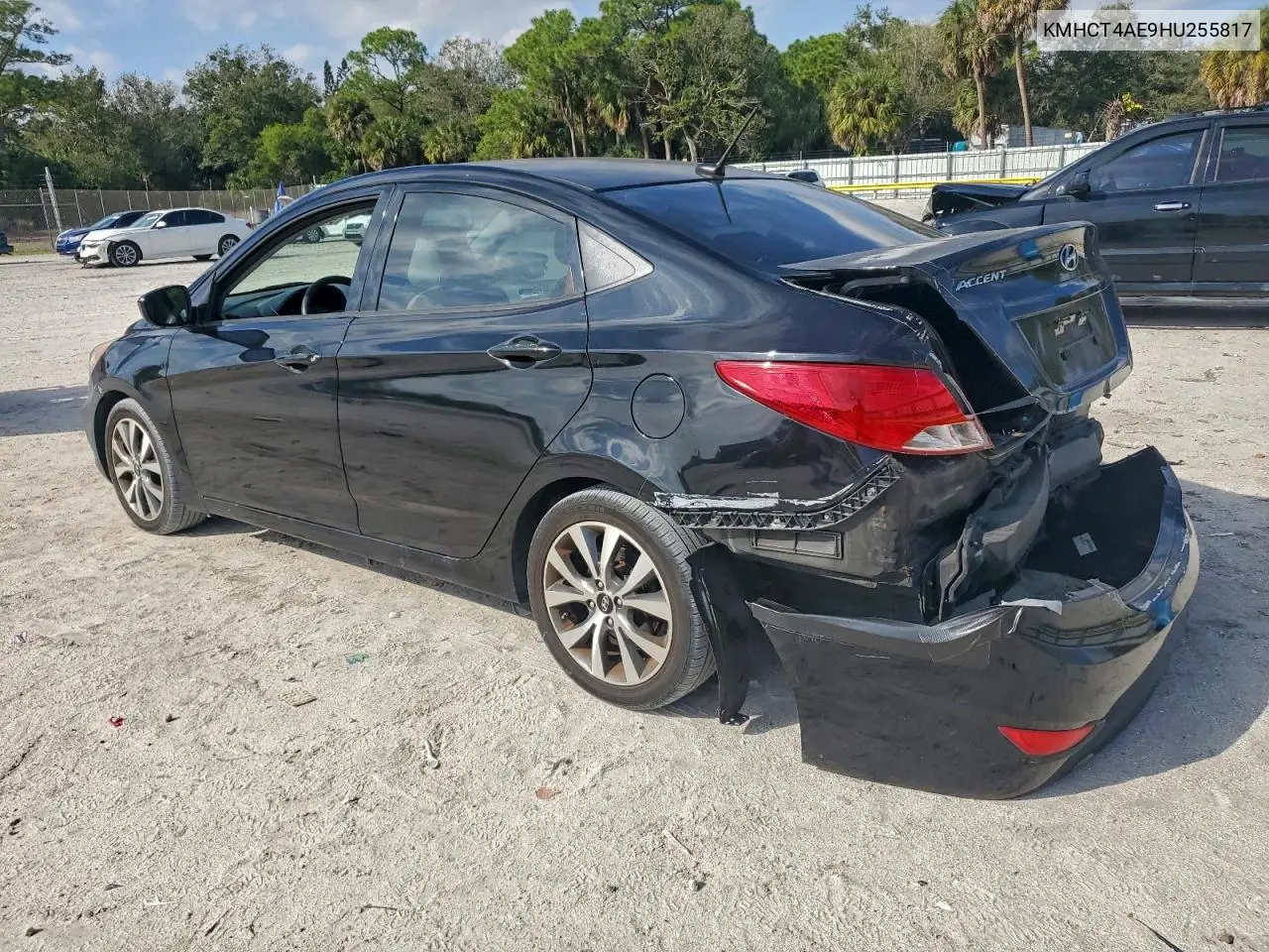 KMHCT4AE9HU255817 2017 Hyundai Accent Se