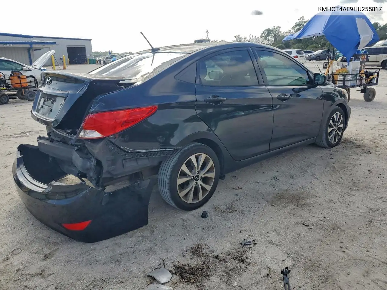 KMHCT4AE9HU255817 2017 Hyundai Accent Se