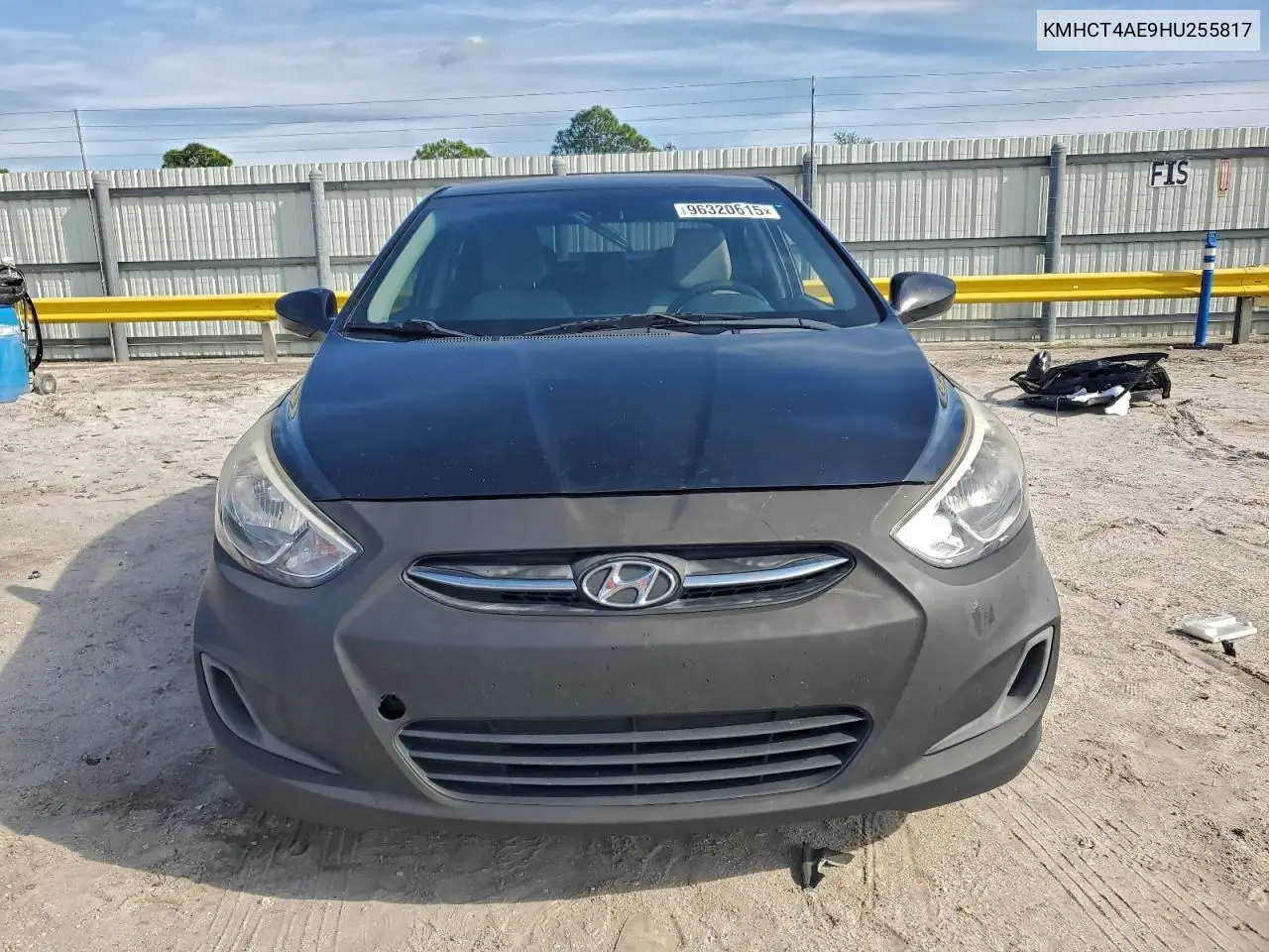 KMHCT4AE9HU255817 2017 Hyundai Accent Se