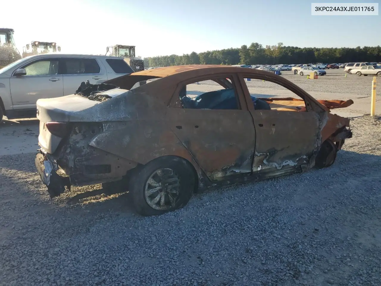 3KPC24A3XJE011765 2018 Hyundai Accent Se