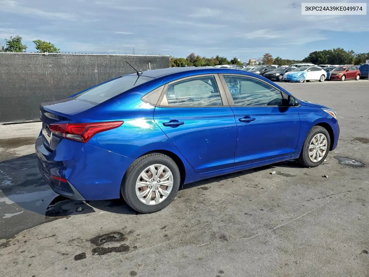3KPC24A39KE049974 2019 Hyundai Accent Se