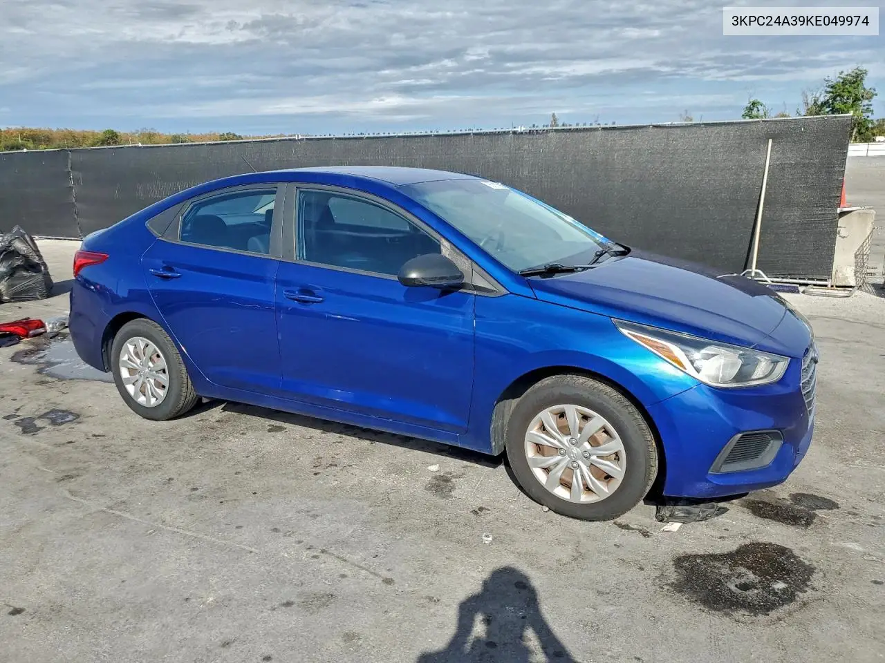 3KPC24A39KE049974 2019 Hyundai Accent Se