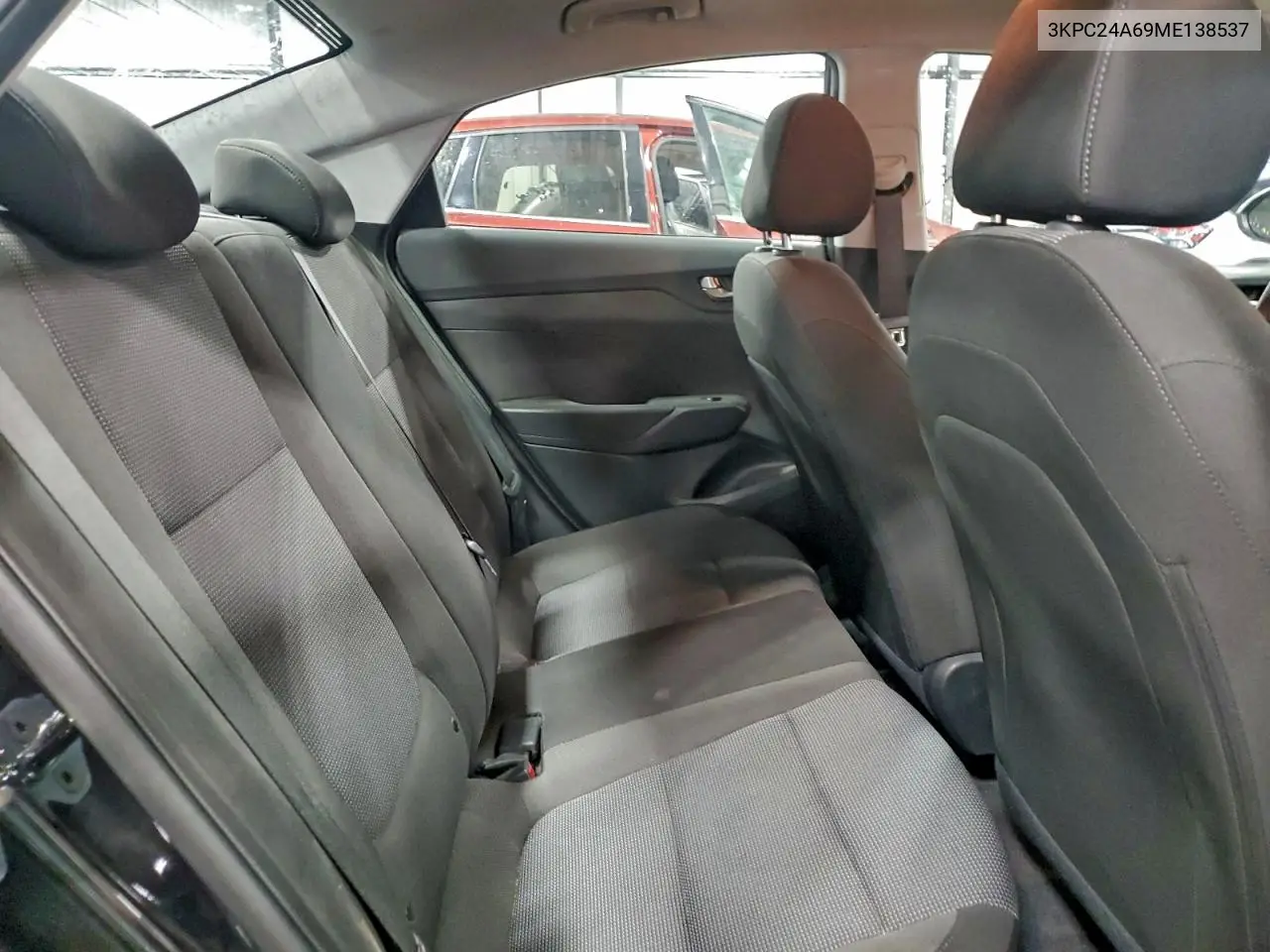 3KPC24A69ME138537 2021 Hyundai Accent Se