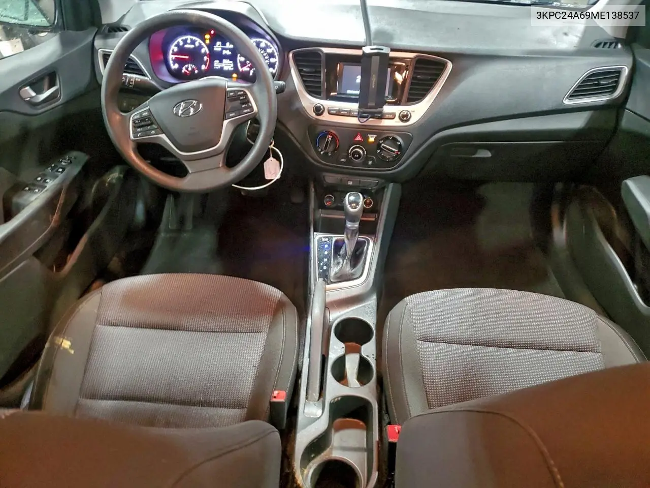 3KPC24A69ME138537 2021 Hyundai Accent Se