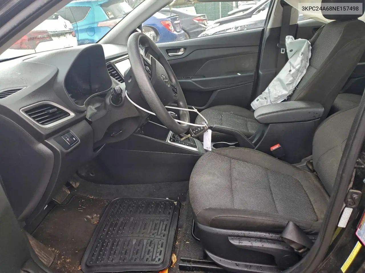 3KPC24A68NE157498 2022 Hyundai Accent Se
