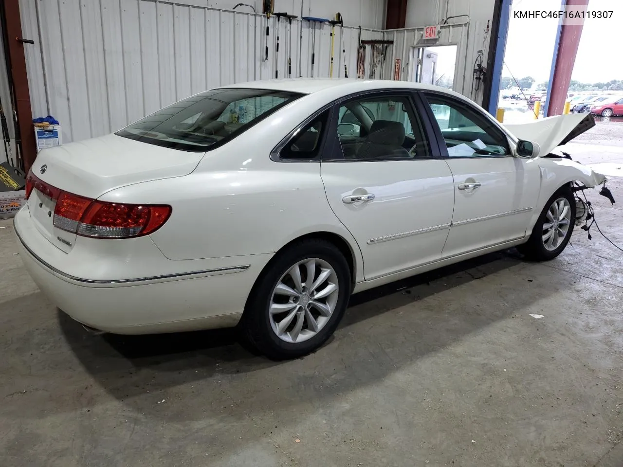 KMHFC46F16A119307 2006 Hyundai Azera Se