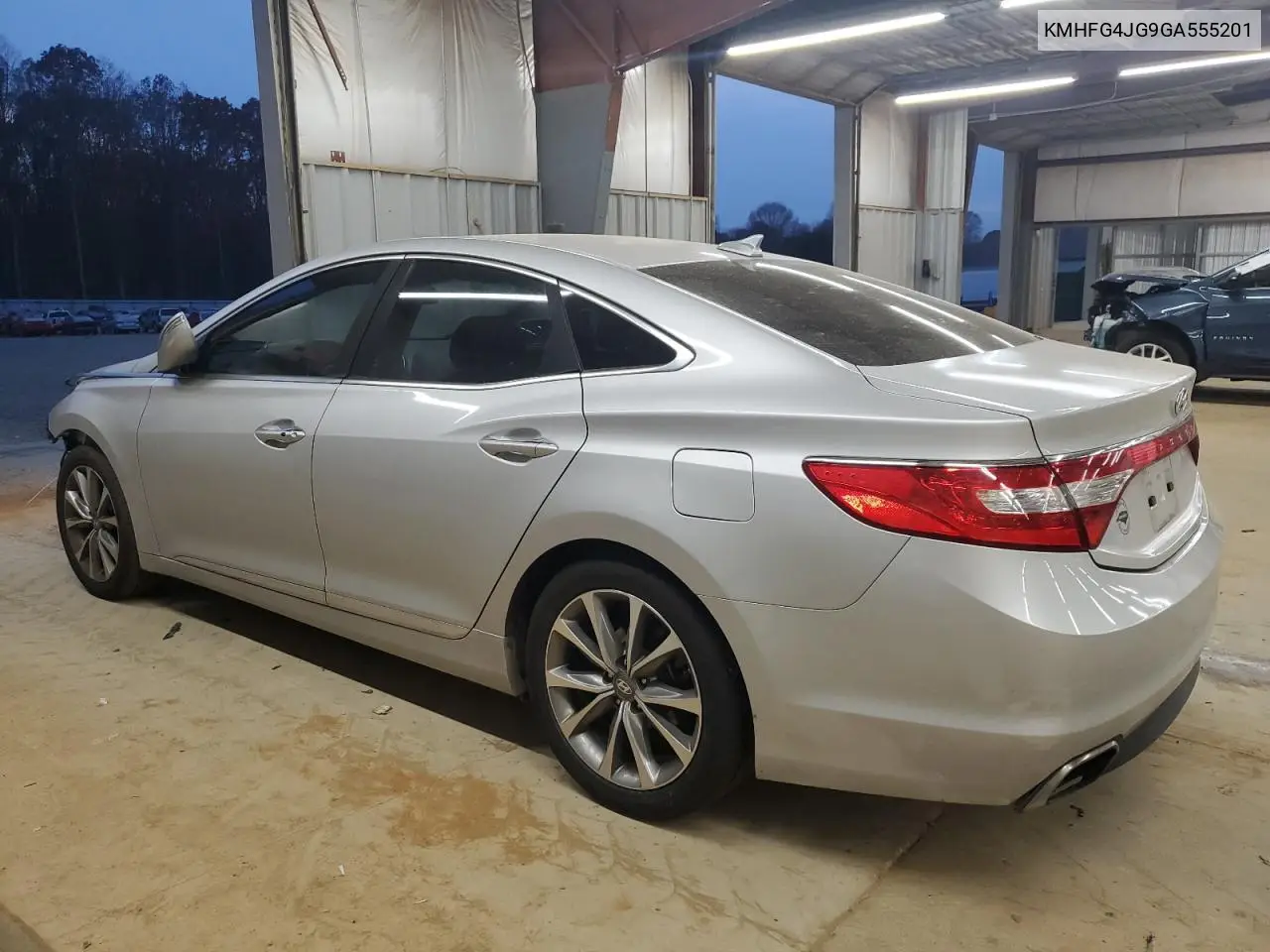 KMHFG4JG9GA555201 2016 Hyundai Azera