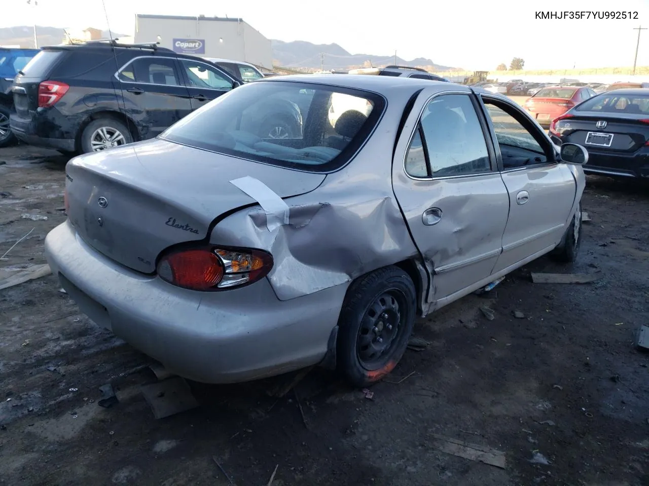 KMHJF35F7YU992512 2000 Hyundai Elantra Gls