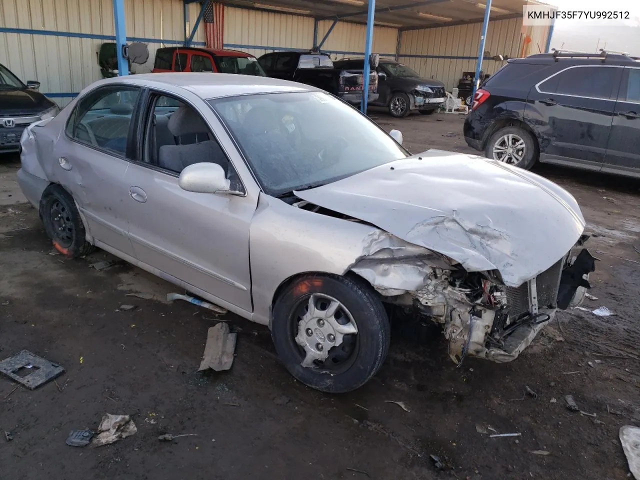 KMHJF35F7YU992512 2000 Hyundai Elantra Gls