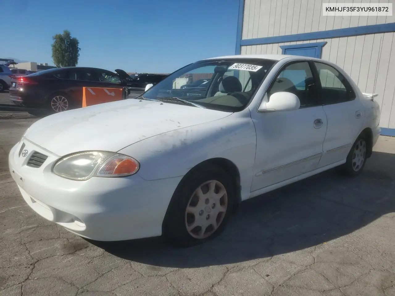 KMHJF35F3YU961872 2000 Hyundai Elantra Gls