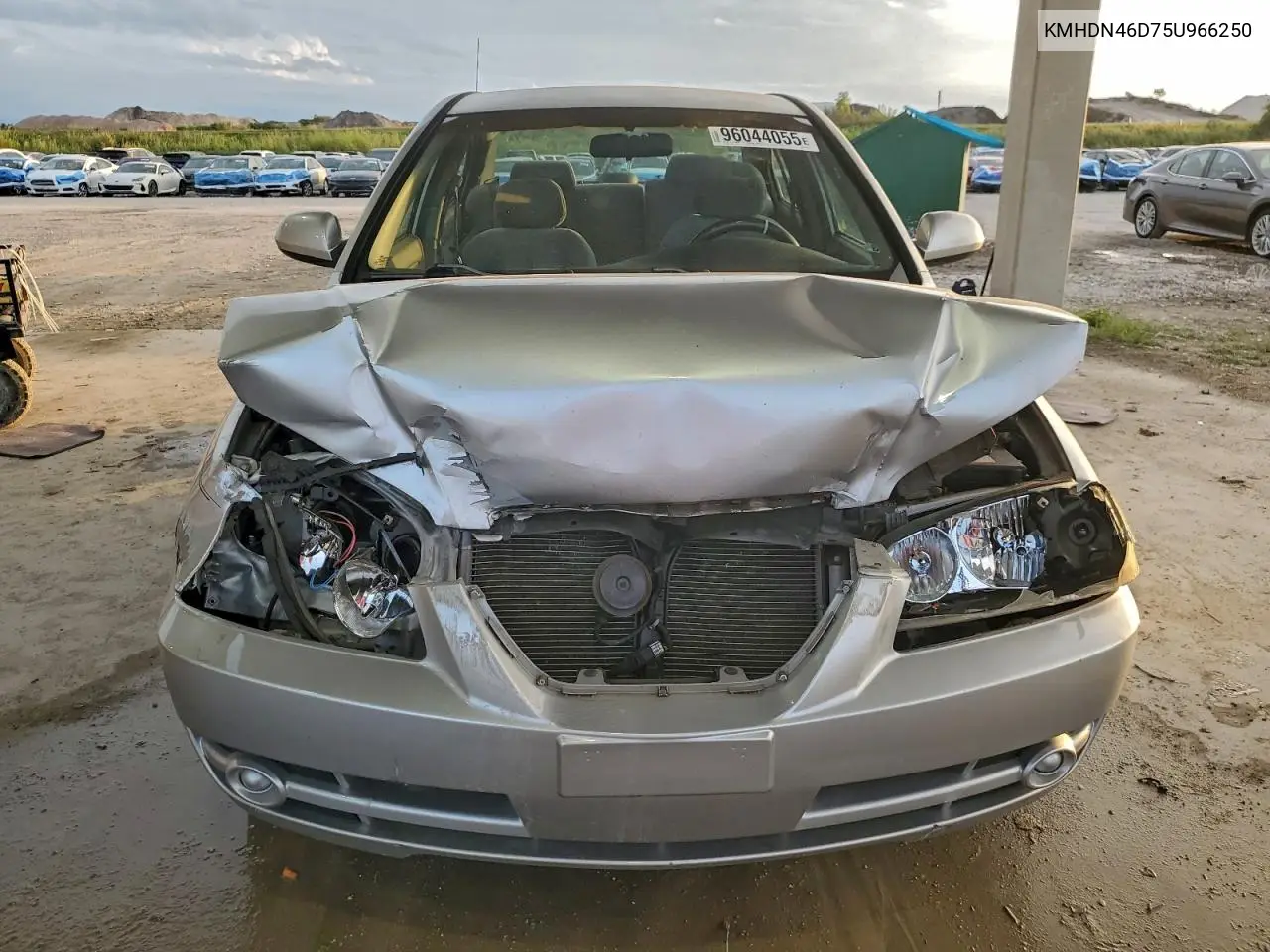 KMHDN46D75U966250 2005 Hyundai Elantra Gls