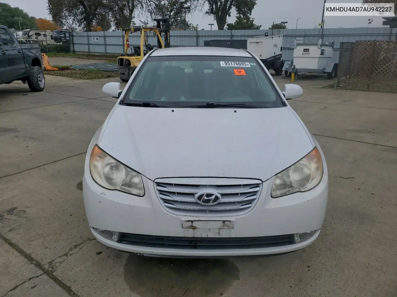 KMHDU4AD7AU942227 2010 Hyundai Elantra Blue