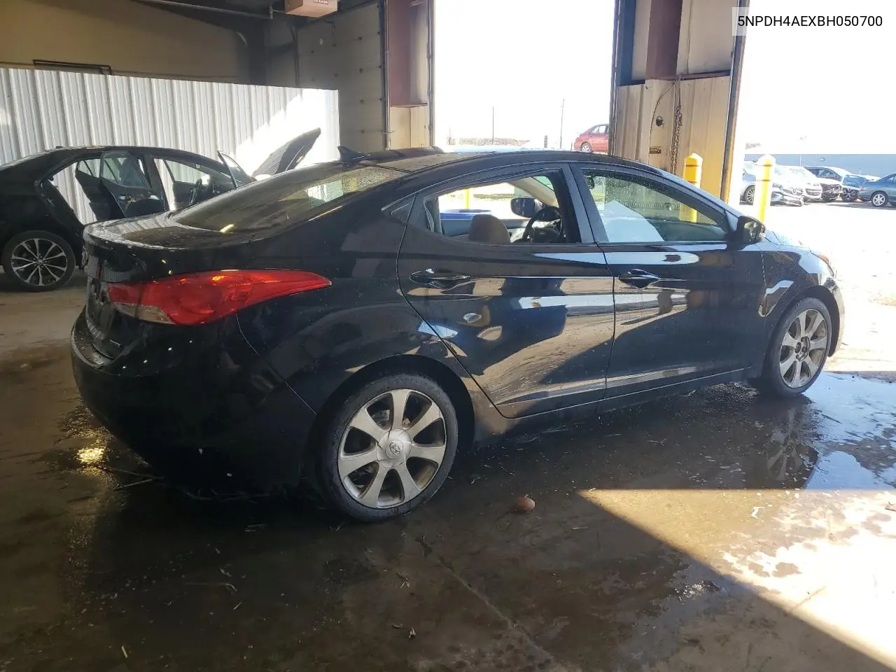 5NPDH4AEXBH050700 2011 Hyundai Elantra Gls
