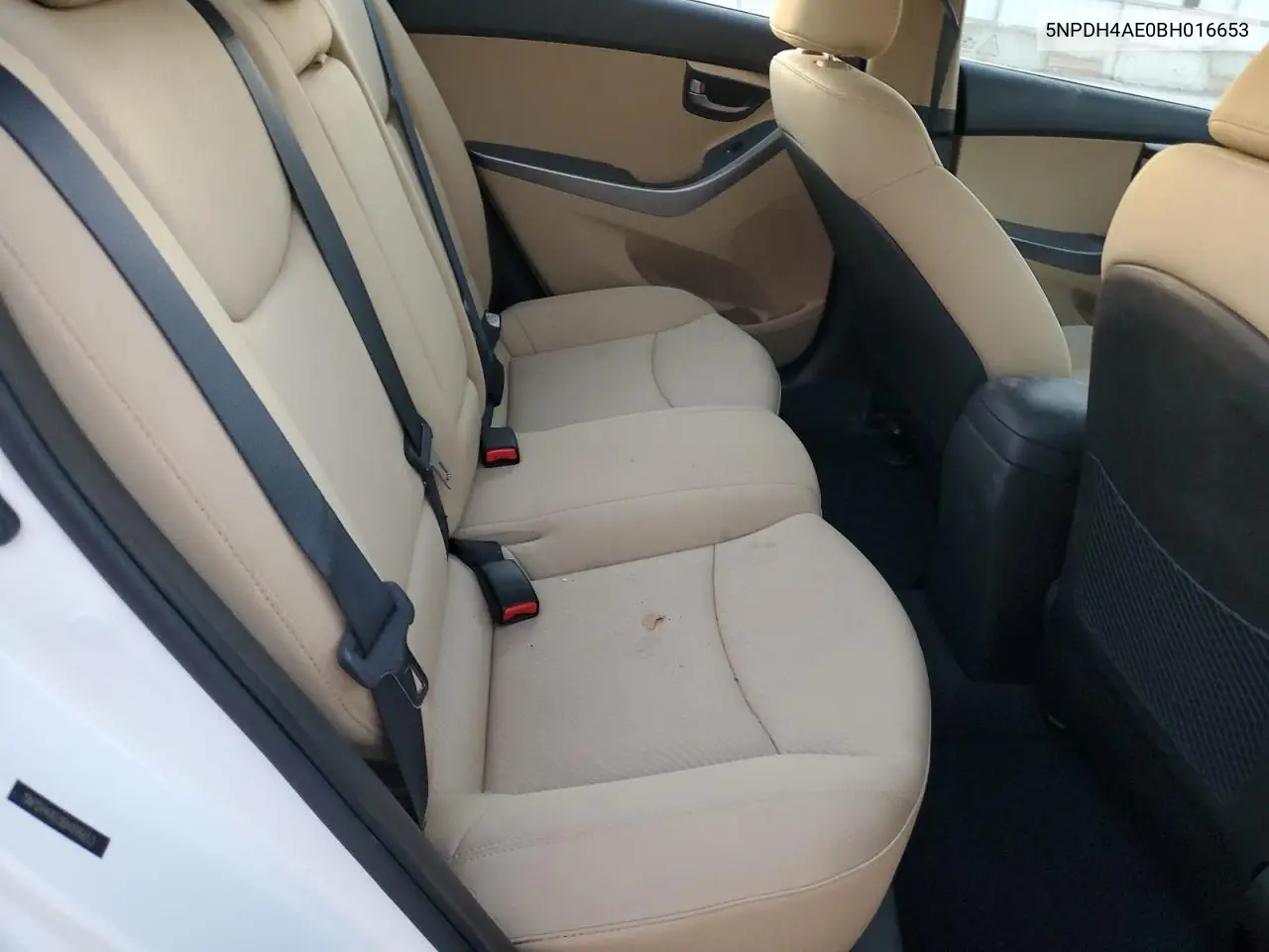 5NPDH4AE0BH016653 2011 Hyundai Elantra Gls