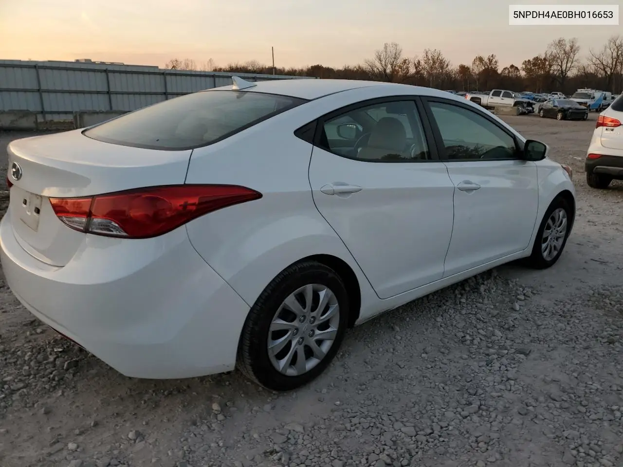 5NPDH4AE0BH016653 2011 Hyundai Elantra Gls