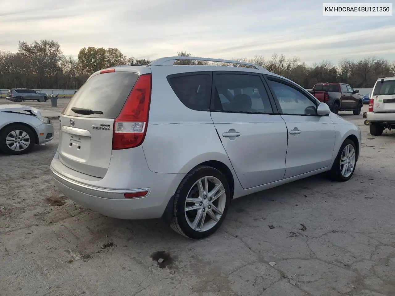 KMHDC8AE4BU121350 2011 Hyundai Elantra Touring Gls