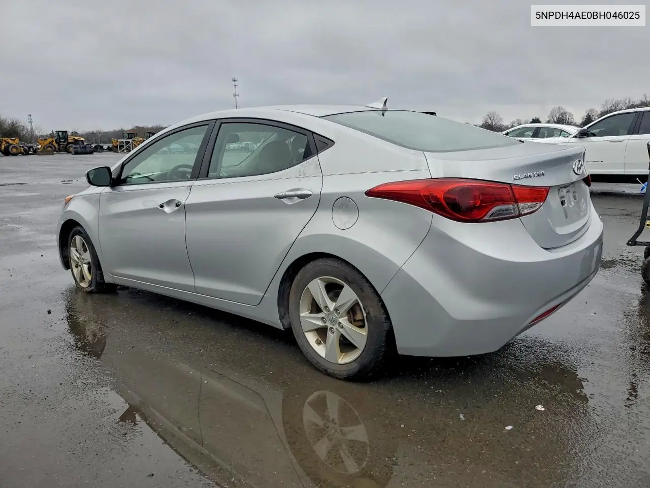 5NPDH4AE0BH046025 2011 Hyundai Elantra Gls