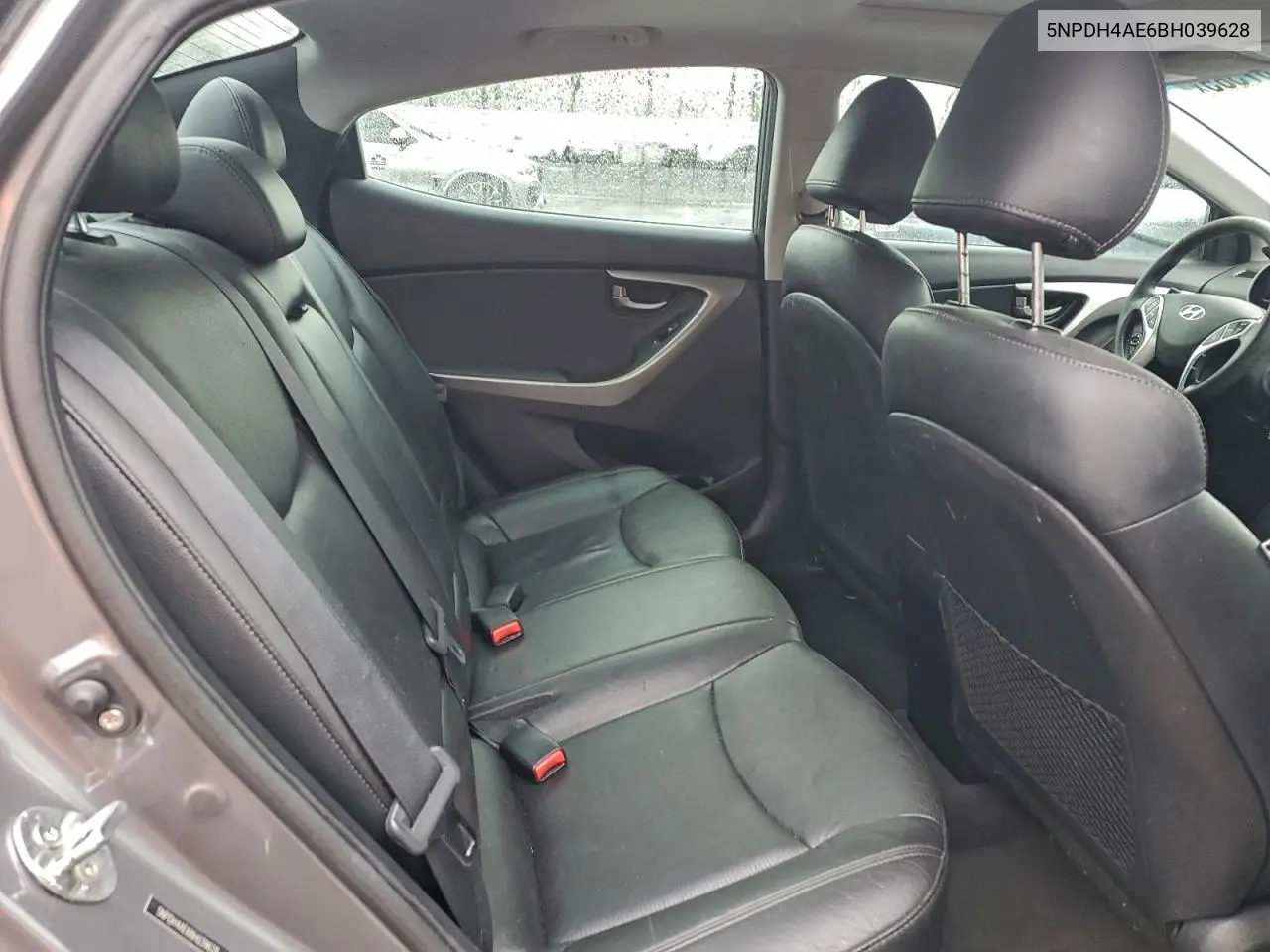 5NPDH4AE6BH039628 2011 Hyundai Elantra Gls