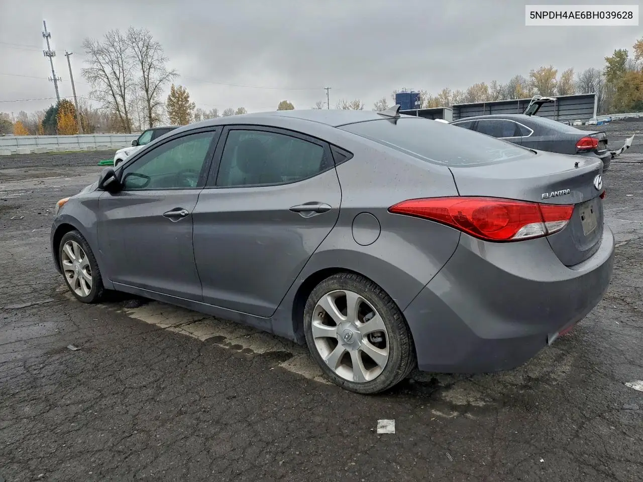 5NPDH4AE6BH039628 2011 Hyundai Elantra Gls