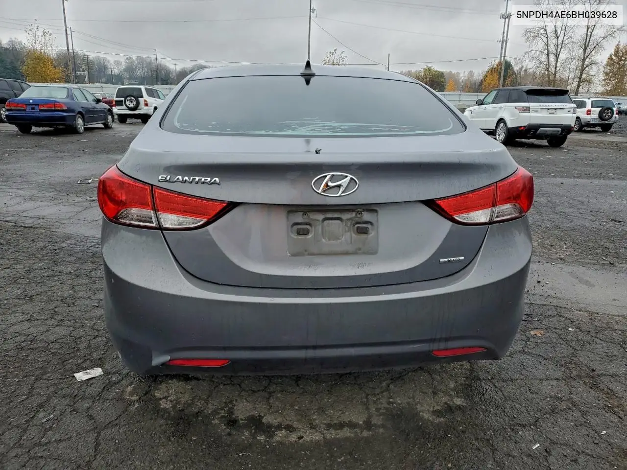5NPDH4AE6BH039628 2011 Hyundai Elantra Gls