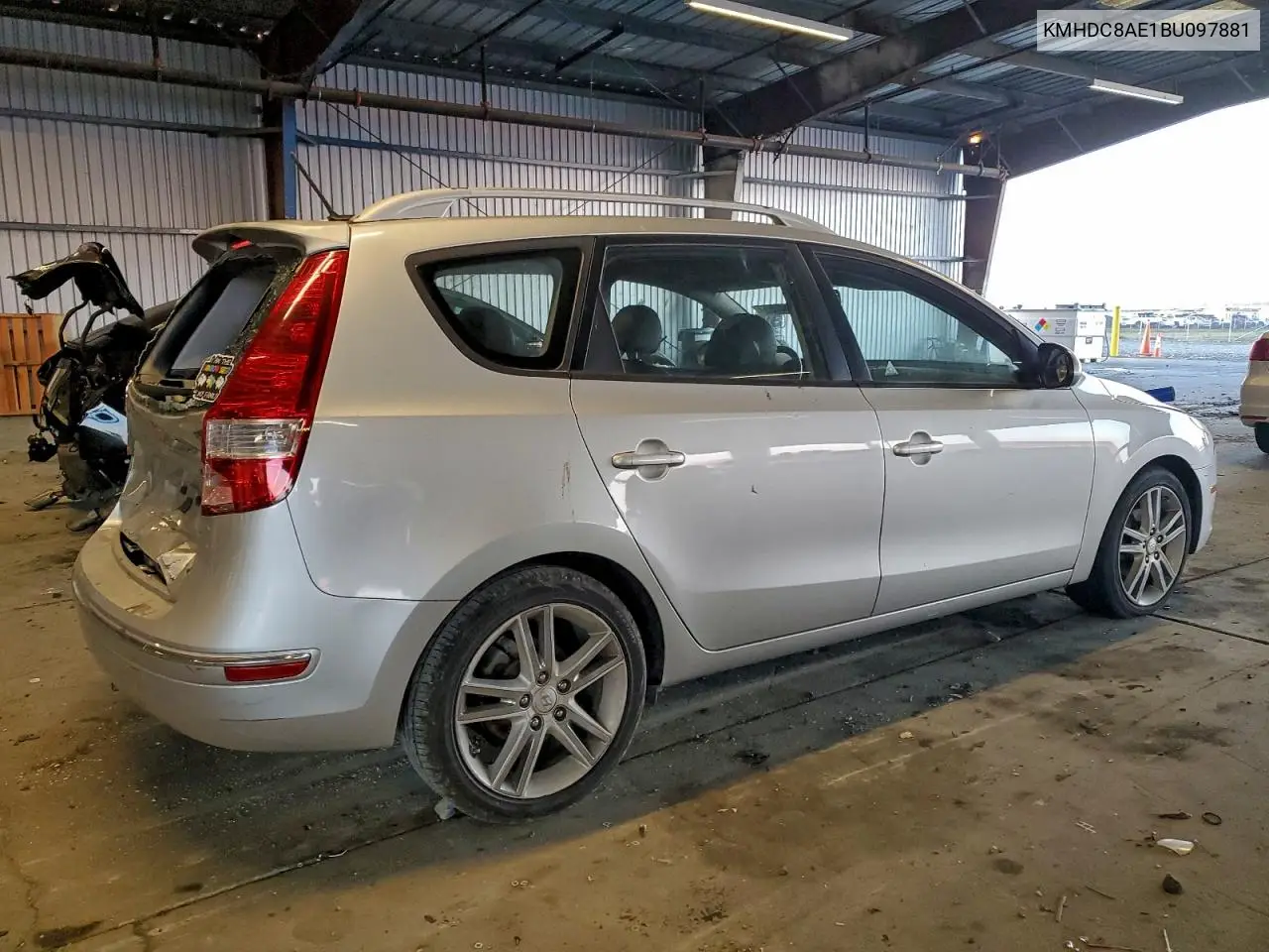 KMHDC8AE1BU097881 2011 Hyundai Elantra Touring Gls