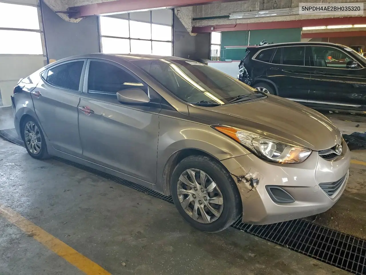 5NPDH4AE2BH035320 2011 Hyundai Elantra Gls