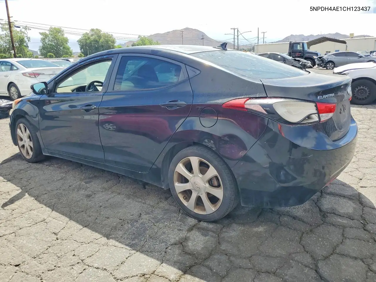 5NPDH4AE1CH123437 2012 Hyundai Elantra Limited