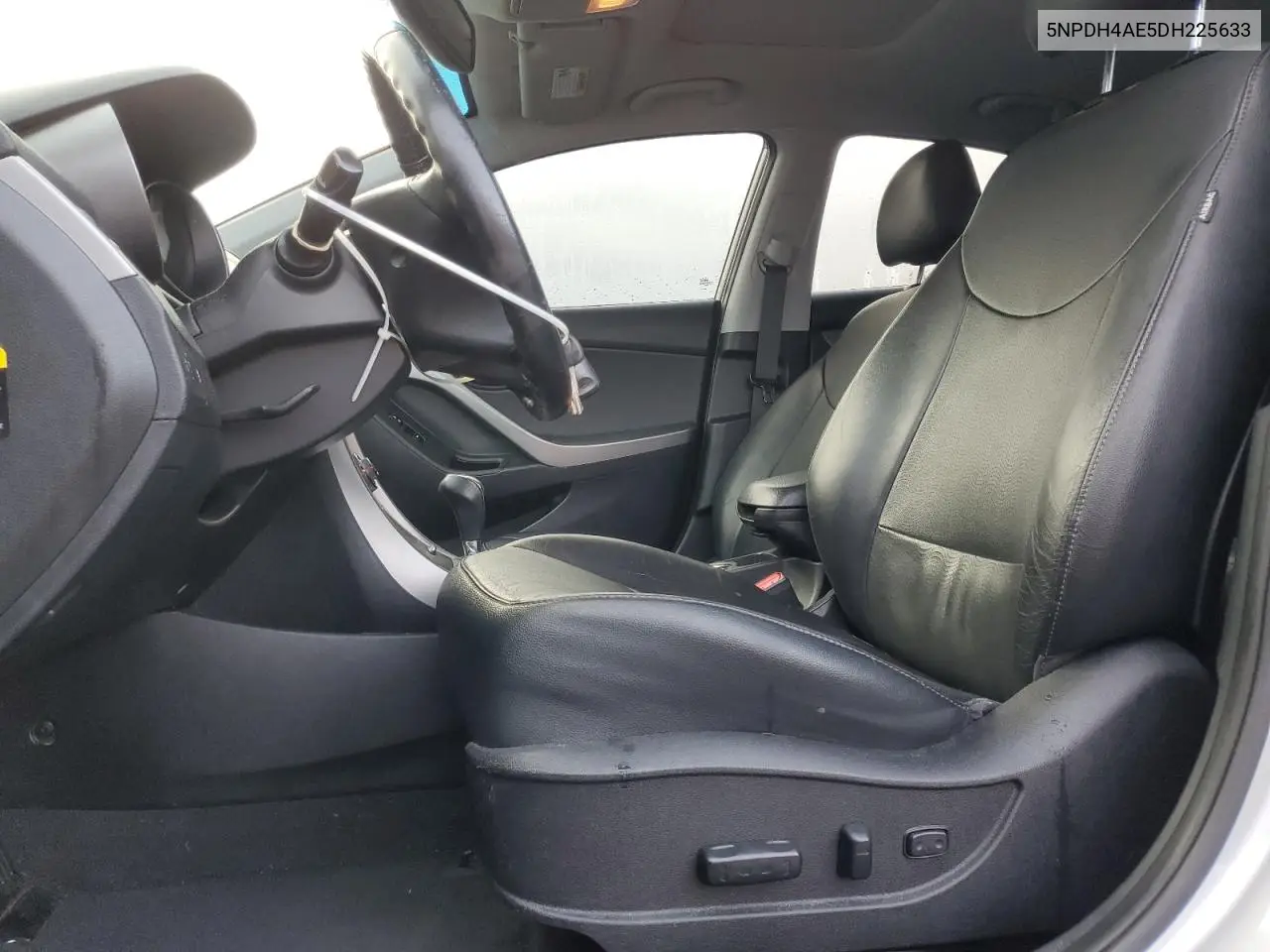 5NPDH4AE5DH225633 2013 Hyundai Elantra Gls
