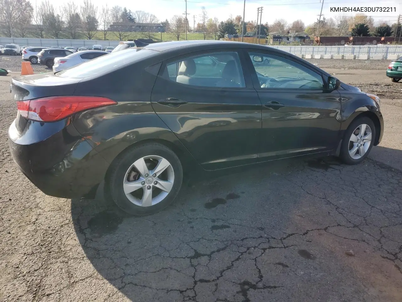 KMHDH4AE3DU732211 2013 Hyundai Elantra Gls