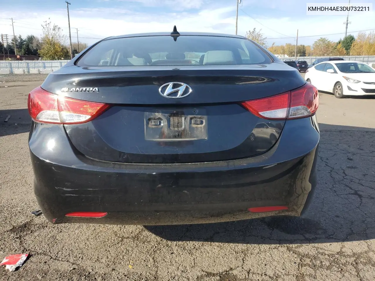 KMHDH4AE3DU732211 2013 Hyundai Elantra Gls