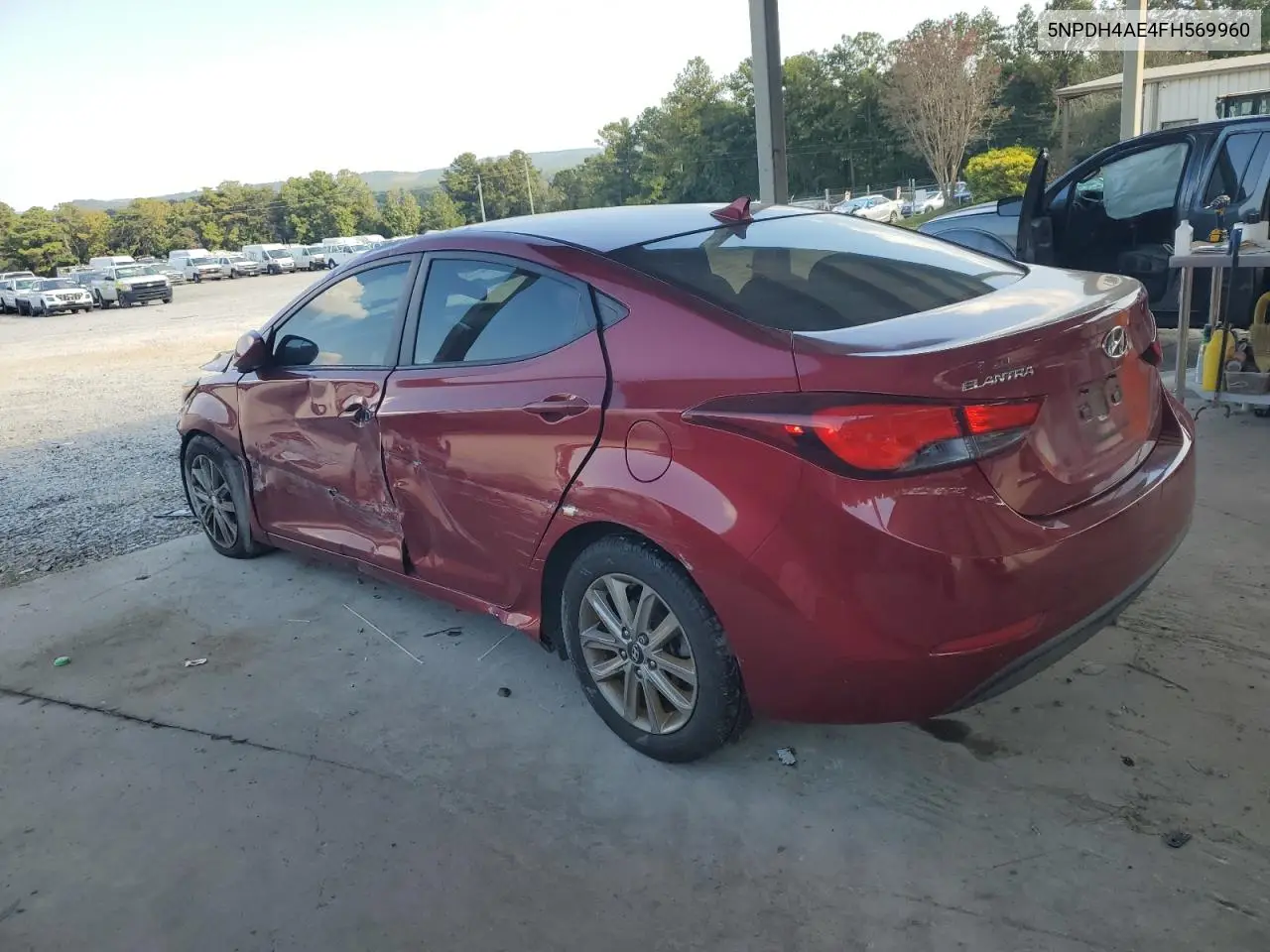 5NPDH4AE4FH569960 2015 Hyundai Elantra Se