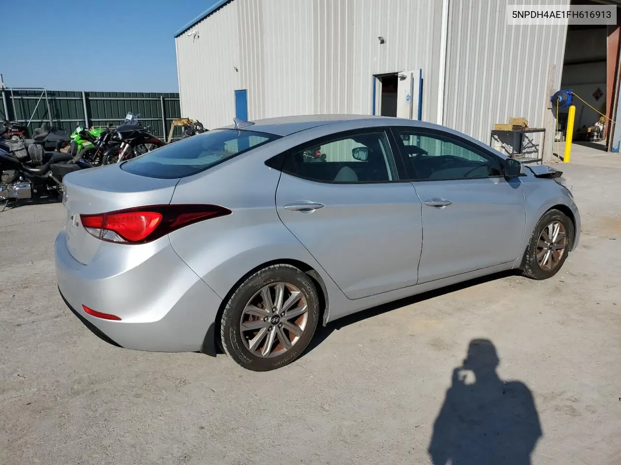 5NPDH4AE1FH616913 2015 Hyundai Elantra Se