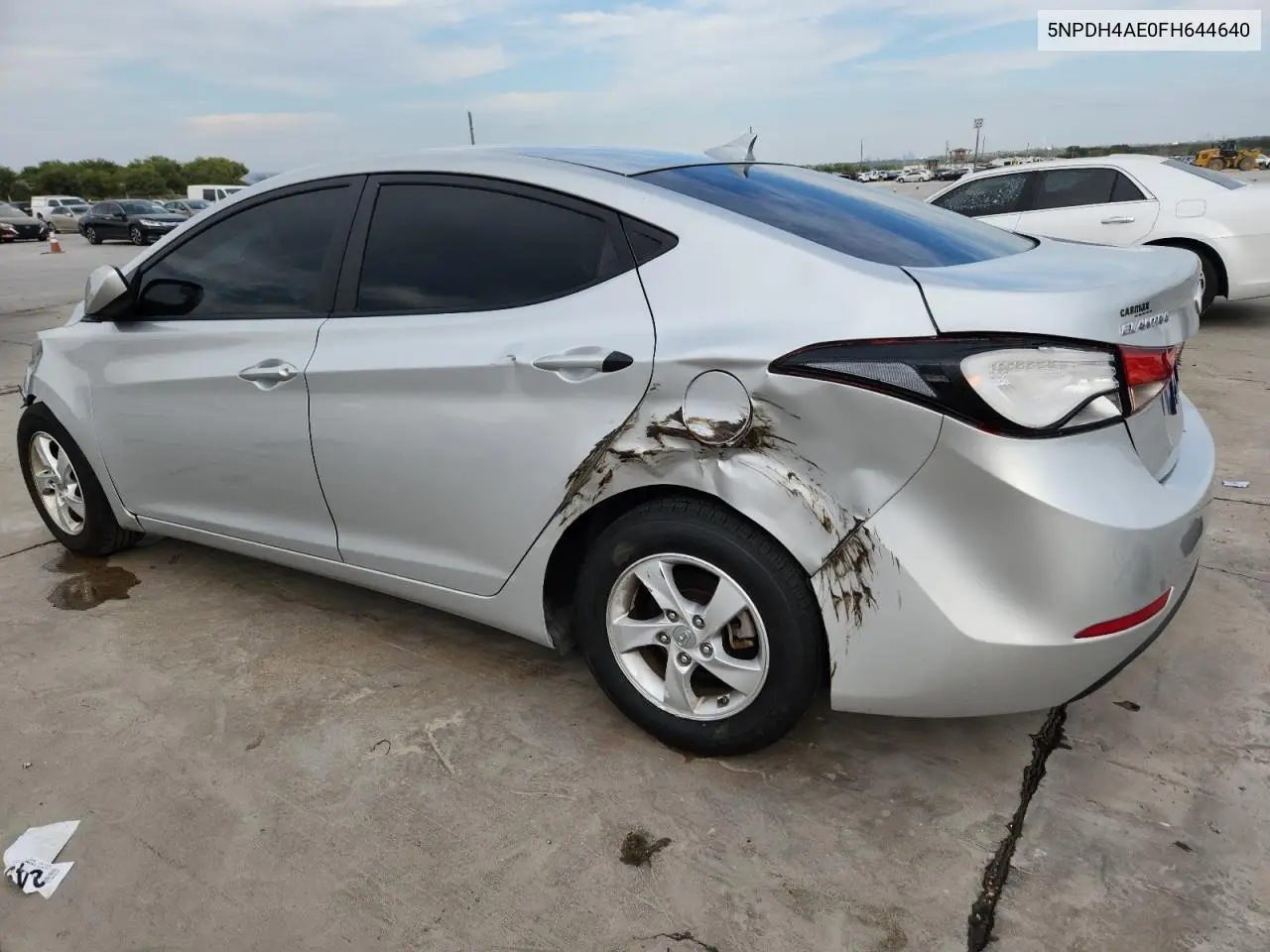 5NPDH4AE0FH644640 2015 Hyundai Elantra Se