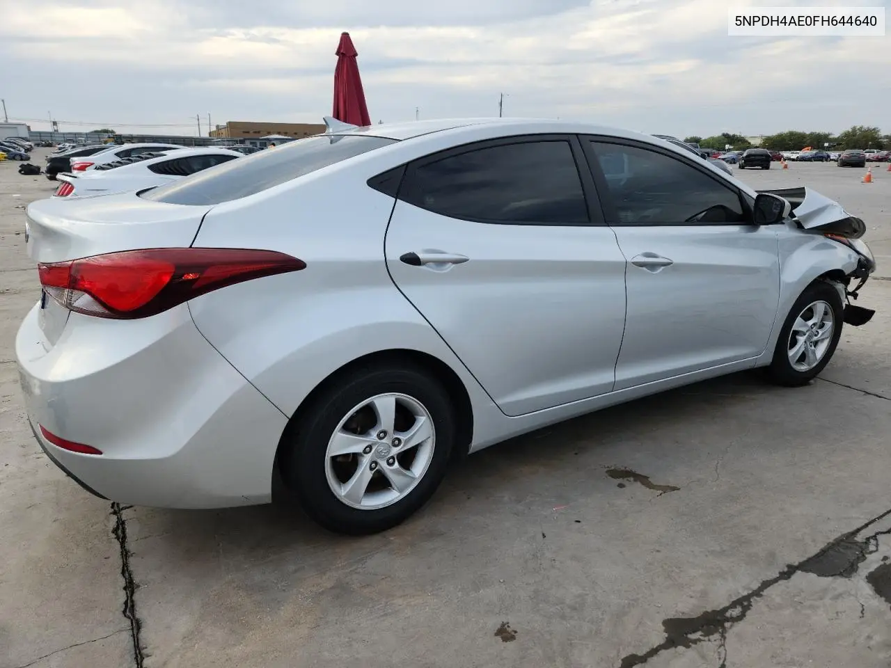 5NPDH4AE0FH644640 2015 Hyundai Elantra Se